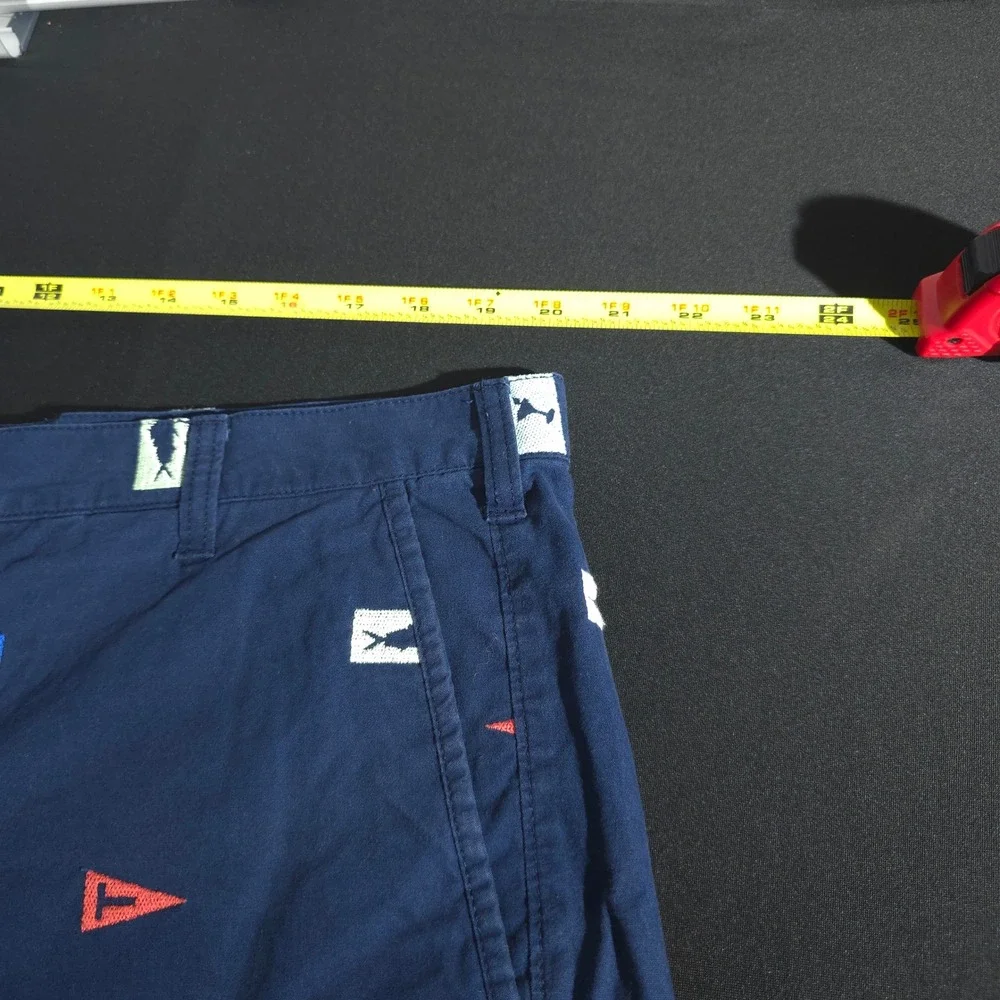 Columbia PFG Chino Shorts Mens 40 All Over Print Navy Blue Fish & Flags Casual